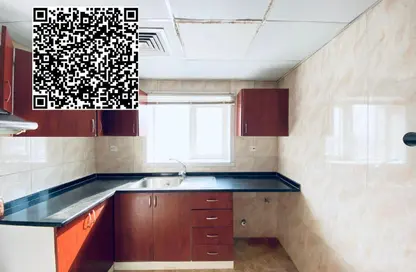 عمارة بالكامل - 8 غرف نوم - 8 حمامات للبيع في عجمان وسط المدينة - عجمان