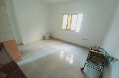 Apartment - Studio for rent in Al Mujarrah - Al Sharq - Sharjah Apartment - Studio for rent in Al Mujarrah - Al Sharq - Sharjah