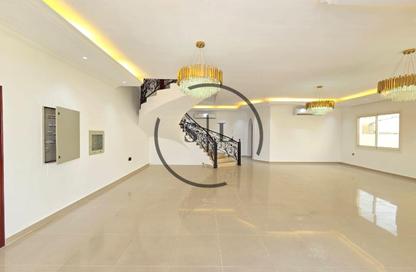 Villa - 5 - 5 for rent in Al Quoz 2 - Al Quoz - Dubai Villa - 5 - 5 for rent in Al Quoz 2 - Al Quoz - Dubai
