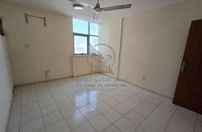 Apartment - 2 - 2 for rent in Bu Tina - Al Sharq - Sharjah