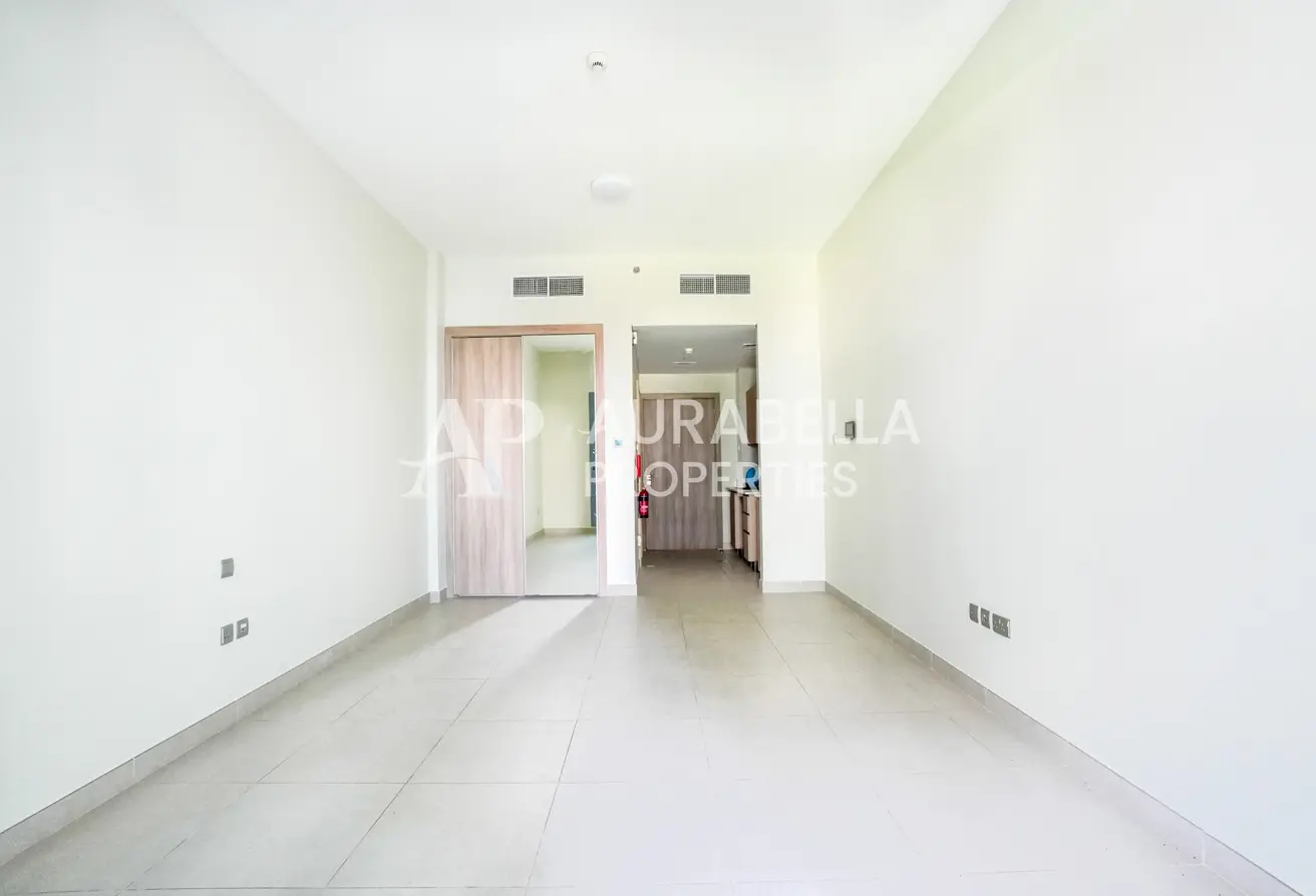 162800952 - Property Main Image