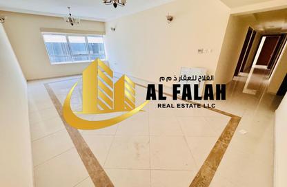 Apartment - 3 Bedrooms - 4 Bathrooms for rent in JOUD - Al Mamzar - Sharjah - Sharjah