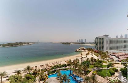Apartment - 1 Bedroom - 2 Bathrooms for sale in Al Dabas - Shoreline Apartments - Palm Jumeirah - Dubai