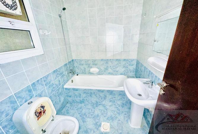 63642383 - Property Image 3