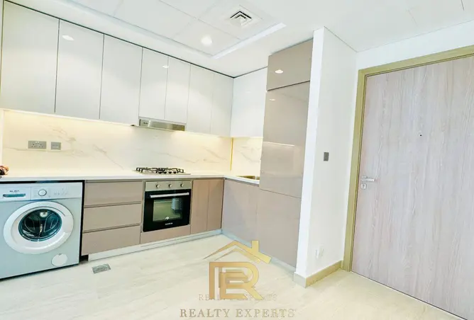 155578595 - Property Image 2