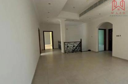 Villa - 5 - 6 for rent in Jumeirah 1 Villas - Jumeirah 1 - Jumeirah - Dubai