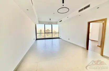 Apartment - 1 Bedroom - 2 Bathrooms for rent in La Plage Tower - Al Mamzar - Sharjah - Sharjah