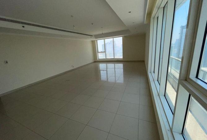 114182655 - Property Image 2