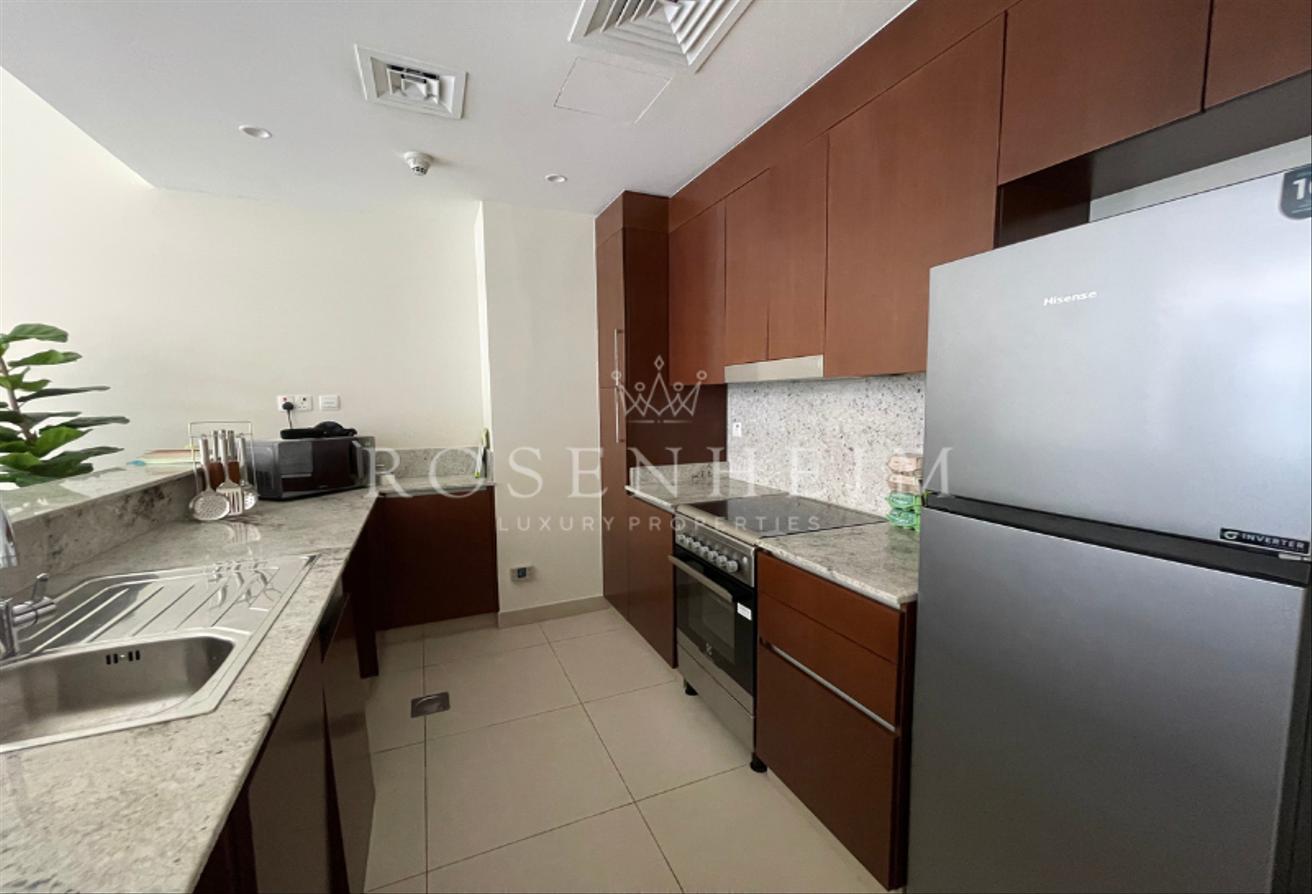 Partial Park View | Semi Furnished | Vacant Now photo 4