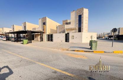 Villa - 4 Bedrooms - 6 Bathrooms for rent in Al Helio 2 - Al Helio - Ajman