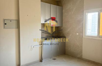 Labor Camp - Studio - 7+ for rent in Muweileh Community - Muwaileh Commercial - Sharjah