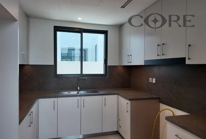 83662446 - Property Image 3