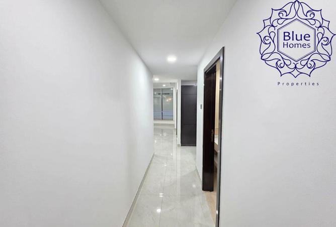 124271159 - Property Image 3