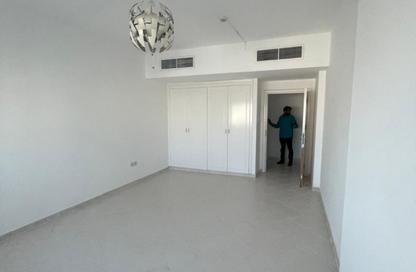 Apartment - 1 - 1 for rent in Marbella Resort - Al Majaz 1 - Al Majaz - Sharjah