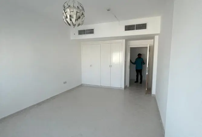 162812404 - Property Image 2