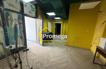 Retail - Studio - 1 Bathroom for rent in Binghatti Views - Dubai Silicon Oasis - Dubai