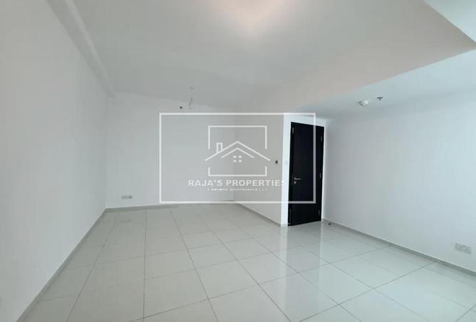 75015820 - Property Image 3