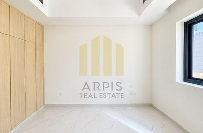 Apartment - 1 - 2 for rent in Iliyaa Tower 4 - Jumeirah Garden City - Al Satwa - Dubai
