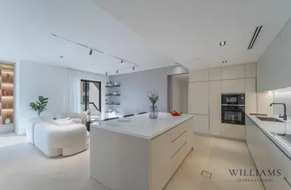 Apartment - 3 Bedrooms - 3 Bathrooms for sale in Rimal 6 - Rimal - Jumeirah Beach Residence - Dubai