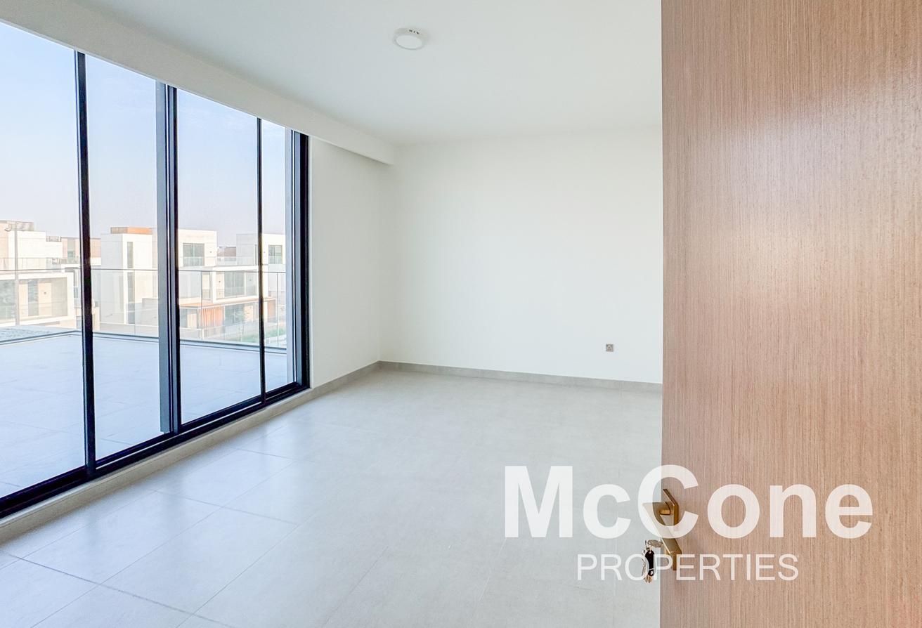 Corner Plot | Handed Over | Greenbelt photo 5