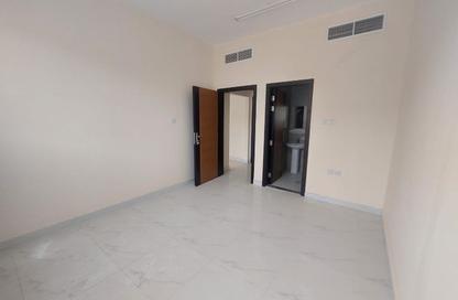 Office Space - Studio - 1 for rent in Al Jurf 3 - Al Jurf - Ajman Downtown - Ajman