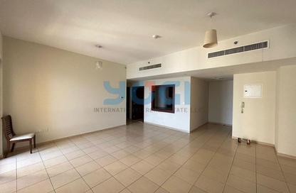 Apartment - 3 - 4 for rent in Rimal 6 - Rimal - Jumeirah Beach Residence - Dubai
