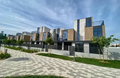 تاون هاوس - 3 غرف نوم - 4 حمامات للبيع في مدن الرنيم 8 - مدن - دبي تاون هاوس - 3 غرف نوم - 4 حمامات للبيع في مدن الرنيم 8 - مدن - دبي