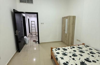Apartment - 1 Bedroom - 1 Bathroom for rent in Sheikh Hamad Bin Abdullah St. - Fujairah