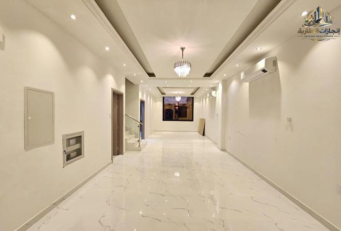 85303895 - Property Image 3