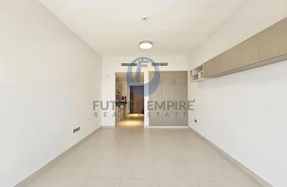 Apartment - Studio - 1 for rent in Al Waleed Garden 2 - Al Waleed Garden - Al Jaddaf - Dubai Apartment - Studio - 1 for rent in Al Waleed Garden 2 - Al Waleed Garden - Al Jaddaf - Dubai
