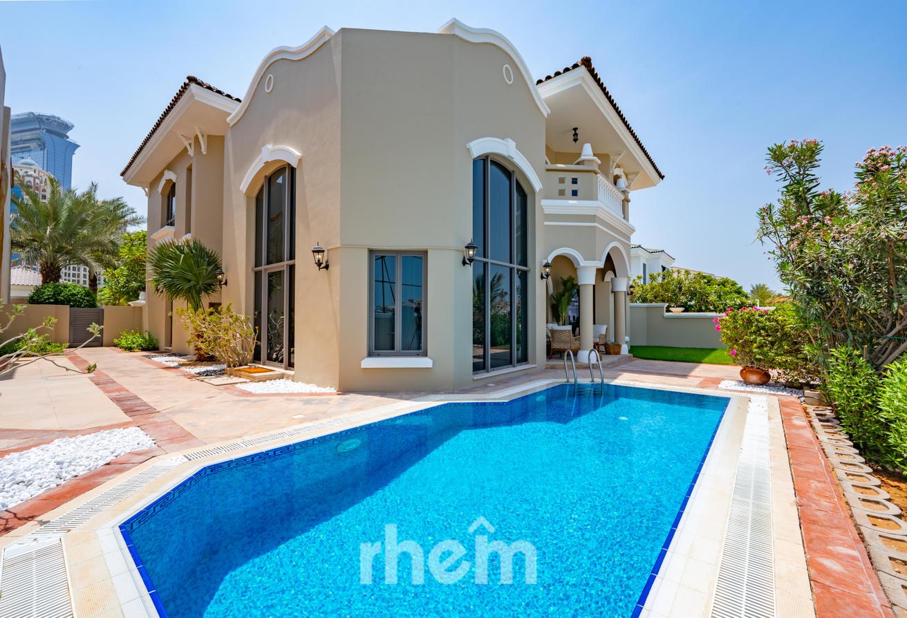Luxurious Villa Living | Exclusive Garden Home photo 21