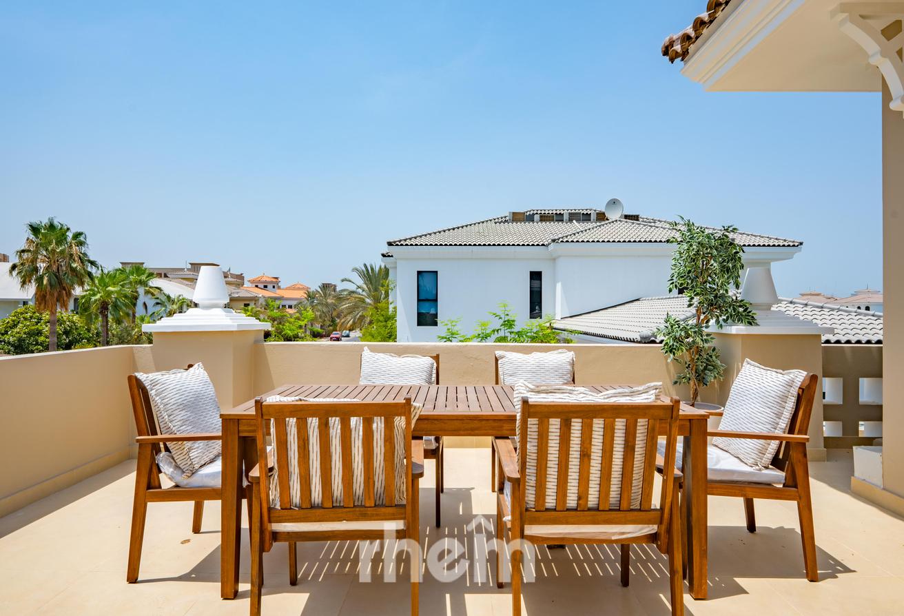 Luxurious Villa Living | Exclusive Garden Home photo 19
