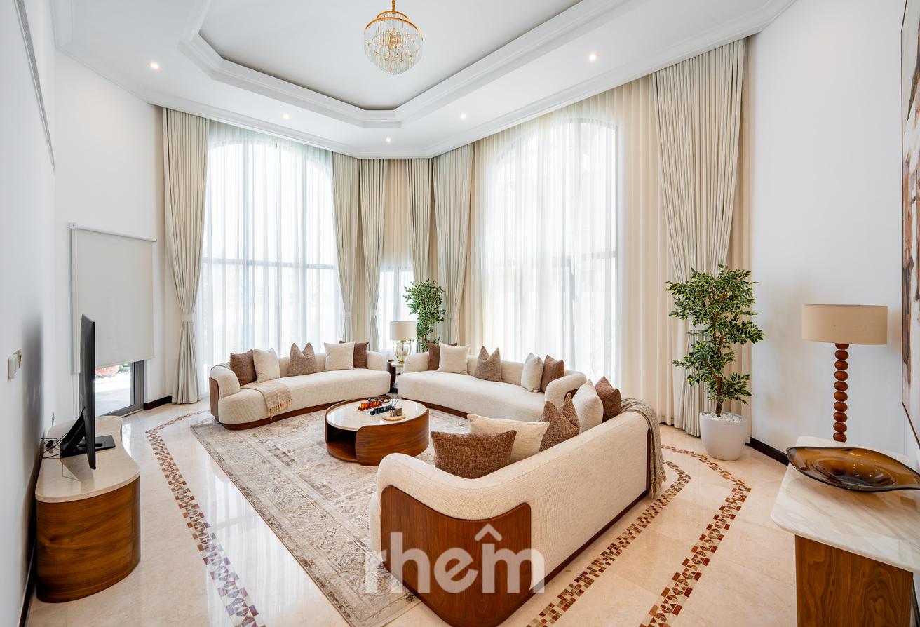 Luxurious Villa Living | Exclusive Garden Home photo 4