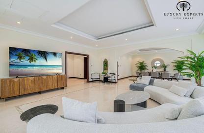 Villa - 5 Bedrooms - 5 Bathrooms for rent in Garden Homes Frond L - Garden Homes - Palm Jumeirah - Dubai Villa - 5 Bedrooms - 5 Bathrooms for rent in Garden Homes Frond L - Garden Homes - Palm Jumeirah - Dubai