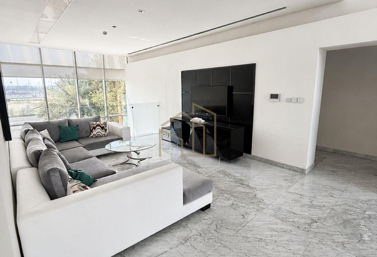 Fully Furnished 4BR | Single Row | Pool photo 3