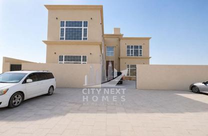 Villa - 5 Bedrooms - 7+ Bathrooms for rent in Al Aweer 1 - Al Aweer - Dubai Villa - 5 Bedrooms - 7+ Bathrooms for rent in Al Aweer 1 - Al Aweer - Dubai