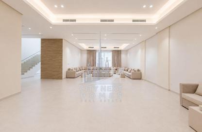 Villa - 5 Bedrooms - 7+ Bathrooms for rent in Al Aweer 1 - Al Aweer - Dubai