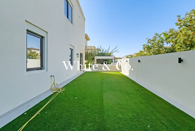 155514596 - Property Image 3