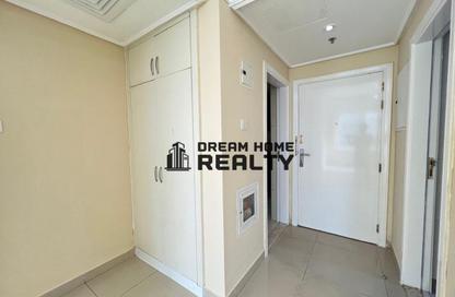 Apartment - 1 - 2 for rent in Sharjah 555 Tower - Al Khan Corniche - Al Khan - Sharjah Apartment - 1 - 2 for rent in Sharjah 555 Tower - Al Khan Corniche - Al Khan - Sharjah