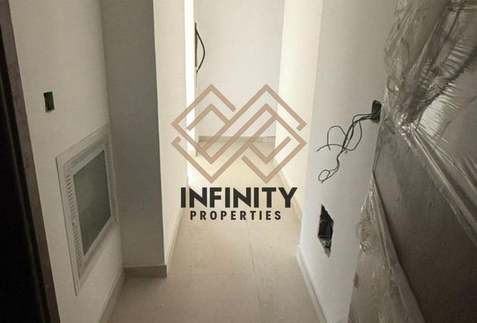 82818995 - Property Image 2