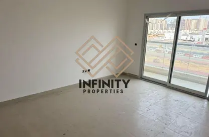 Apartment - 2 Bedrooms - 3 Bathrooms for sale in Al Amira Village - Al Yasmeen - Ajman