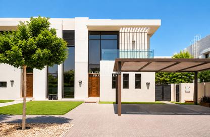 Villa - 3 Bedrooms - 5 Bathrooms for rent in Phoenix - Damac Hills - Dubai