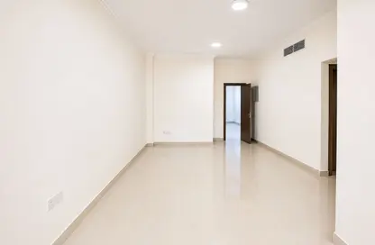 Apartment - 2 Bedrooms - 2 Bathrooms for rent in Fire Station Road - Muwaileh - Sharjah