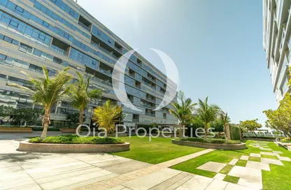 شقة - 3 غرف نوم - 4 حمامات للايجار في مساكن لامار - برج السيف - شاطئ الراحة - أبوظبي