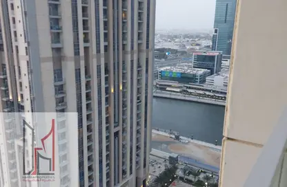 شقة - غرفة نوم - 2 حمامات للايجار في آمنة - مدينة الحبتور - الخليج التجاري - دبي