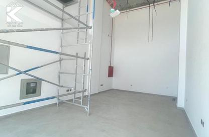 Shop - Studio for rent in Al Jurf 3 - Al Jurf - Ajman Downtown - Ajman