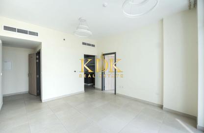 Apartment - 1 Bedroom - 2 Bathrooms for rent in Central Park Tower - District 12 - Jumeirah Village Circle - Dubai
