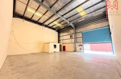 Warehouse - Studio - 1 for rent in Ras Al Khor Industrial 2 - Ras Al Khor - Dubai