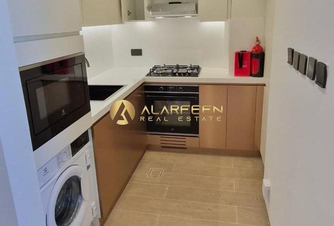 83211681 - Property Image 2