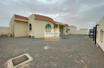 Villa - 3 Bedrooms - 5 Bathrooms for sale in Al Riffa - Ras Al Khaimah